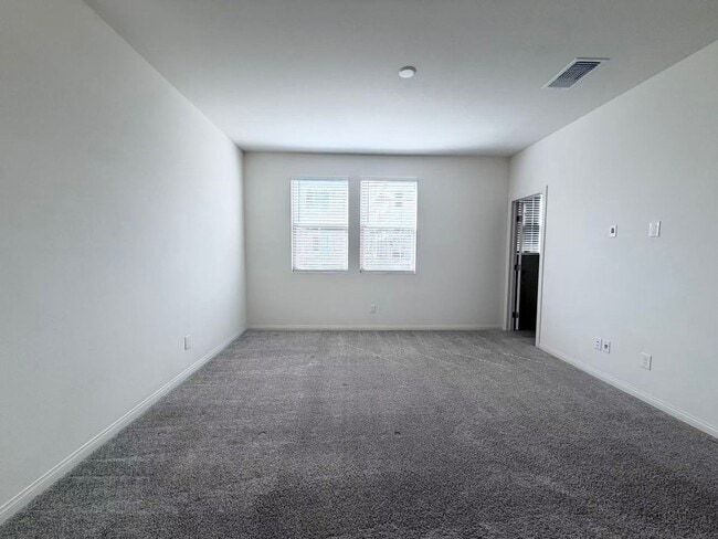 Building Photo - Wonderful 3-story single house in Kestrel Commons