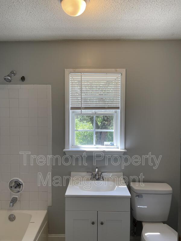 Building Photo - 2934 Lightfoot Mill Rd