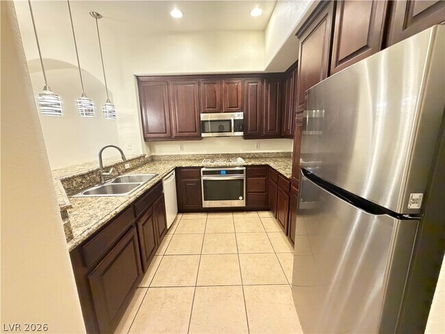 Building Photo - 38 E Serene Ave