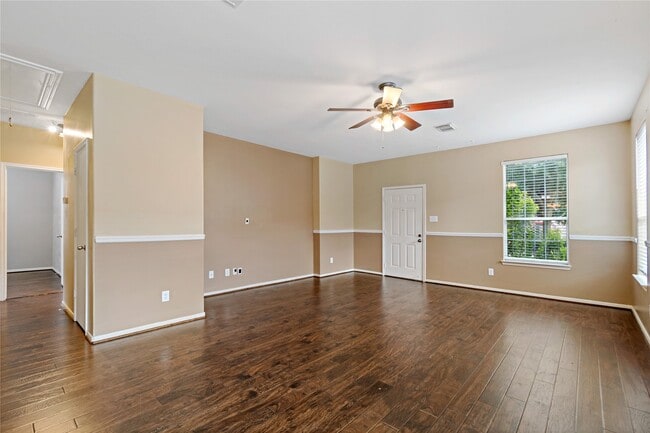 Building Photo - 5425 Jefferson St