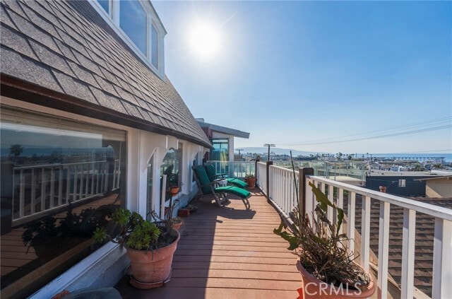 Building Photo - 1835 Manhattan Ave