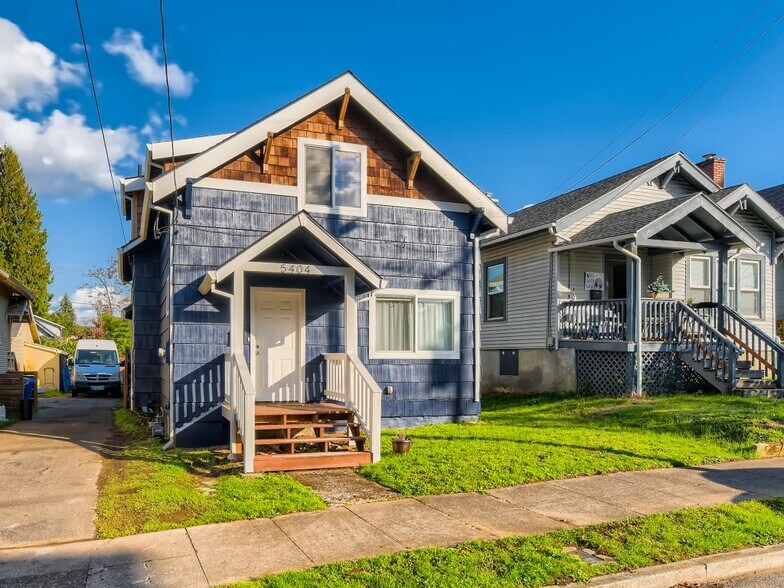 Primary Photo - 5404 NE 17th Ave