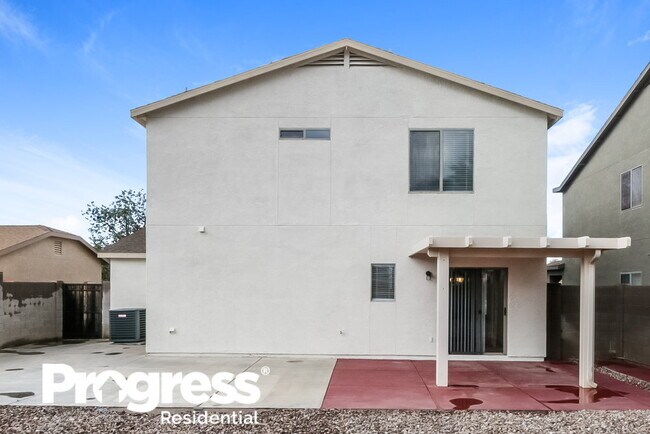 Building Photo - 40489 N Glen Meadows Ln