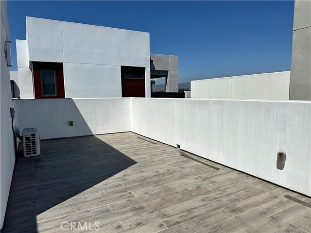 Building Photo - 80 Ballast