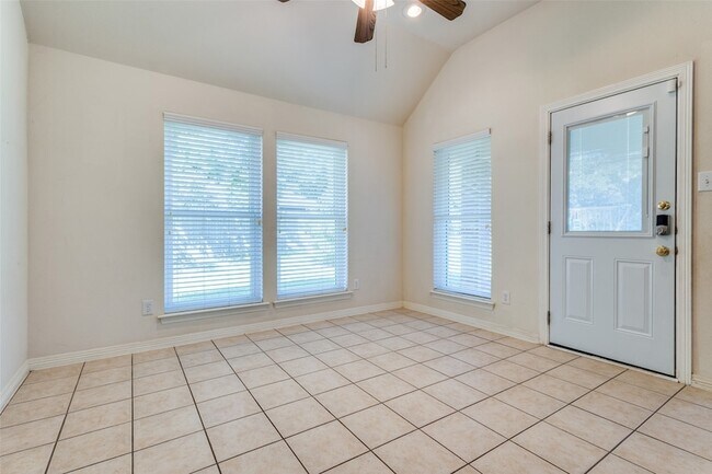 Building Photo - 1605 Cordero Ct