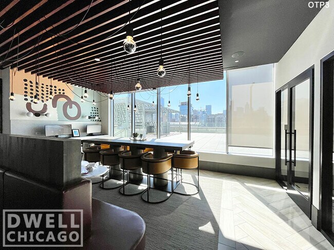 Building Photo - 1147 N Wells St