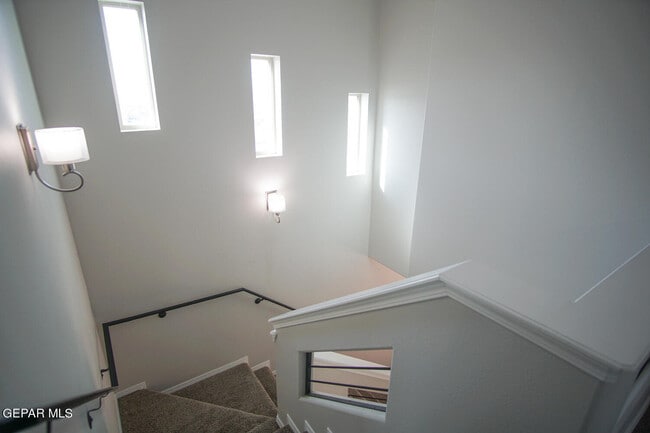 Building Photo - 12874 Woolstone Dr