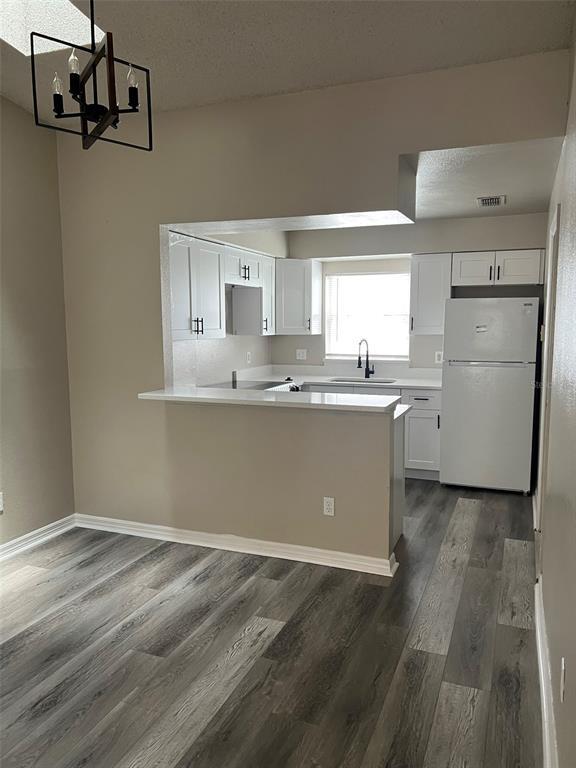 Building Photo - 319 Eaton St