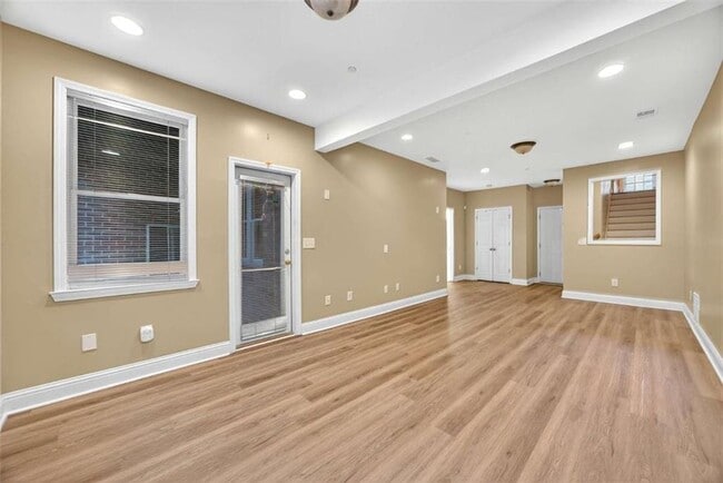 Building Photo - 1222 Creekside Pl SE