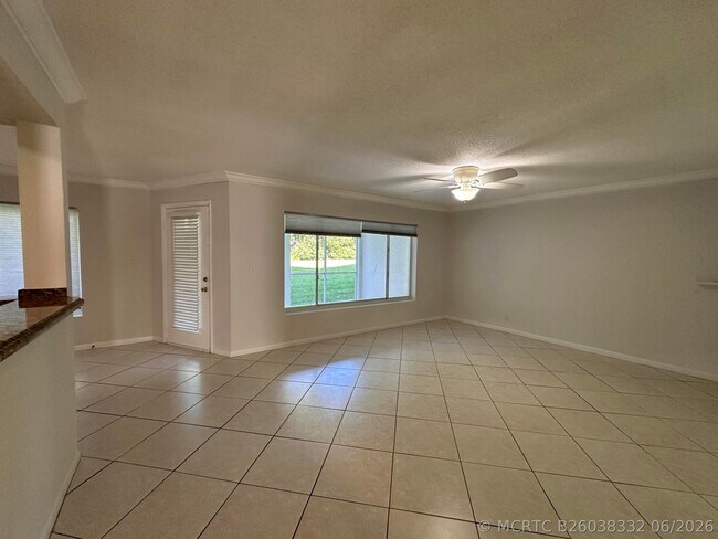 Building Photo - 815 Boynton Beach Blvd