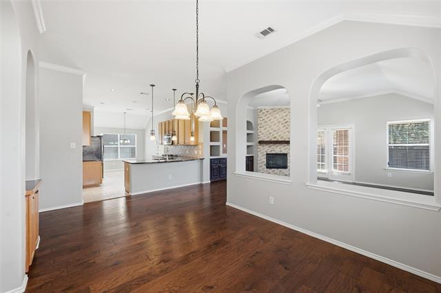 Building Photo - 11415 Yoakum Dr