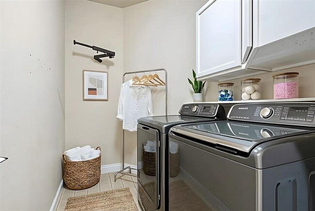 Building Photo - 207 Chesapeake Bay Ln S