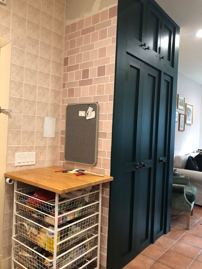 Building Photo - 520 Beacon St