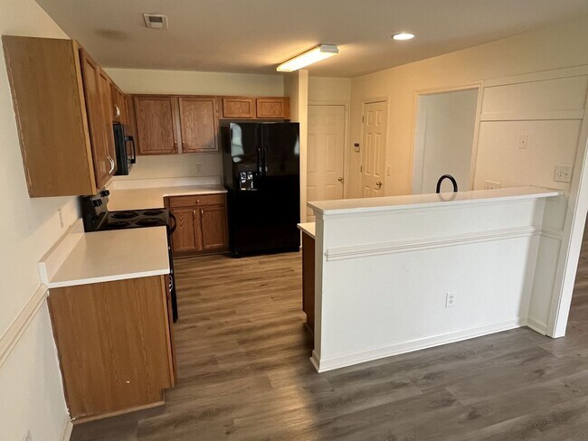 Building Photo - Lovely 3 Bed, 2.5 Bath home in Havenbrook