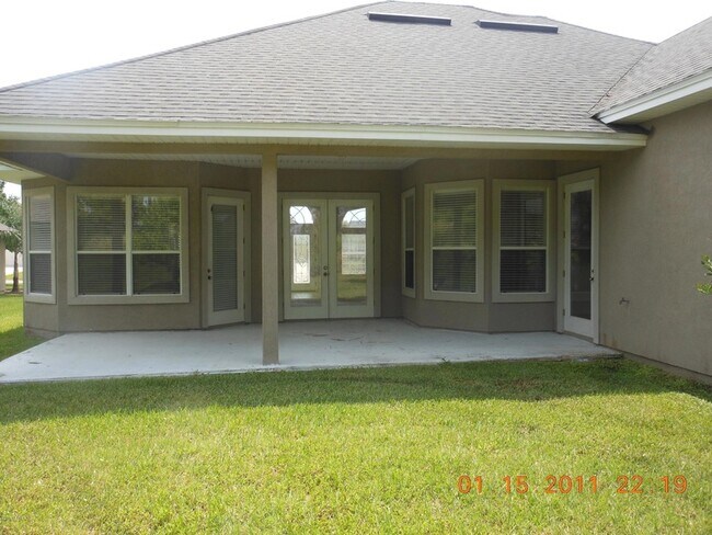 Building Photo - 258 Porta Rosa Circle