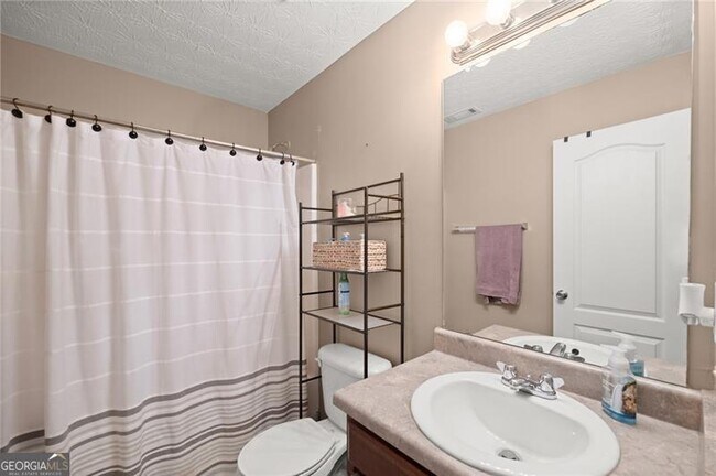 Building Photo - 4945 Cottonwood Tr