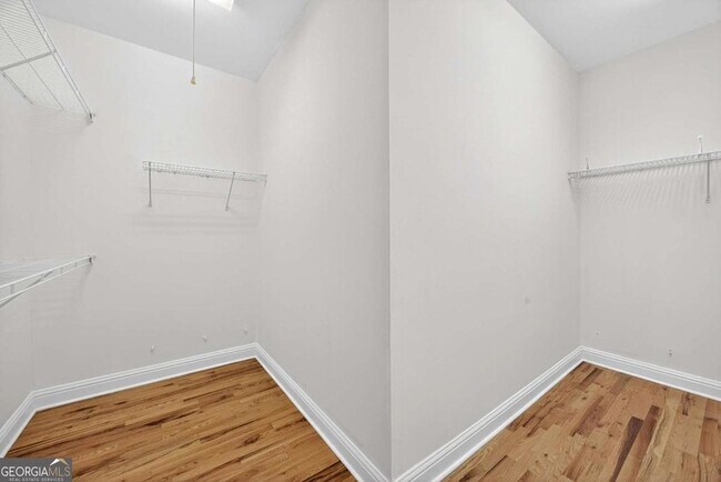 Building Photo - 1222 Creekside Pl SE