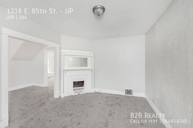 Building Photo - 1318 E 85th St