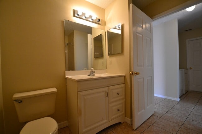 Building Photo - Fantastic 3 BR home in Longwood zoned for all great Lake Mary Schools