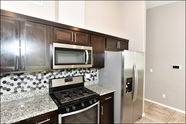 Building Photo - 14901 Tierra Isaiah Ave