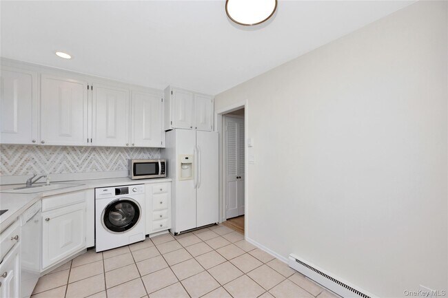 Building Photo - 750 Lido Blvd