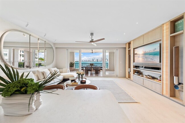 Building Photo - 4922 Fisher Island Dr