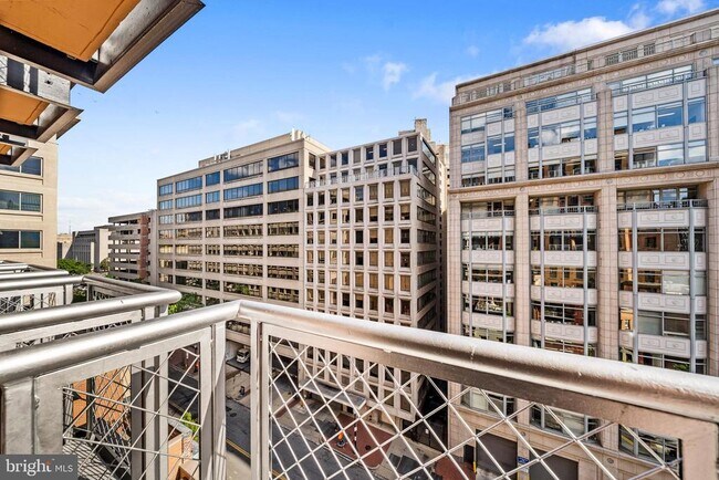 Building Photo - 631 D St NW