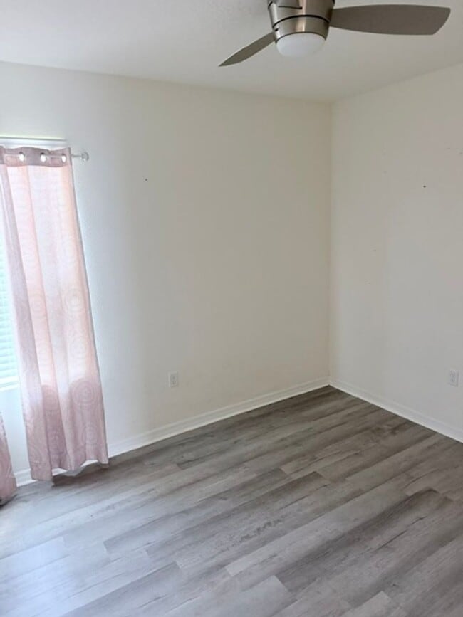 Building Photo - Home for rent