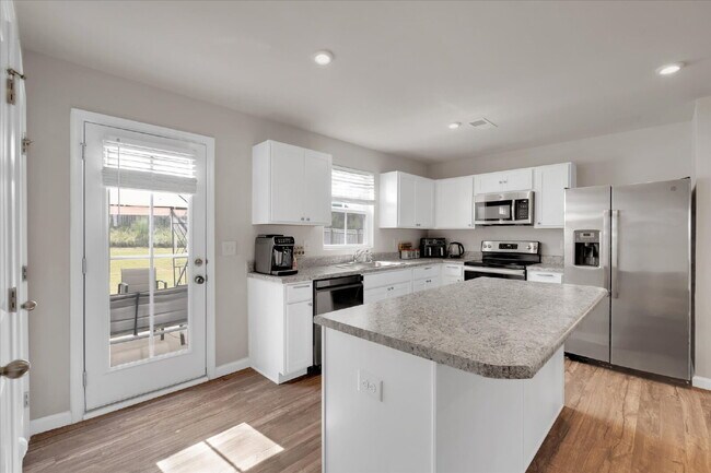 Building Photo - *Showings available starting after May 4th! / Beautiful 4BR / 2.5BA Home Offering Space, Comfort ...