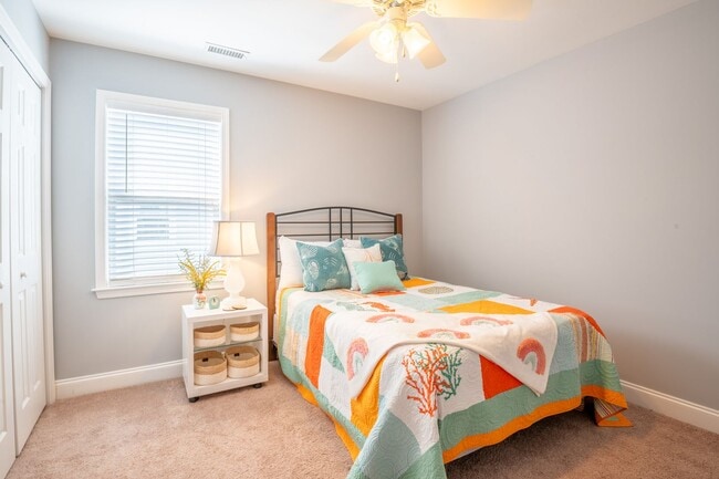 Building Photo - OFF-SEASON FURNISHED MONTHLY RENTAL STARTI...