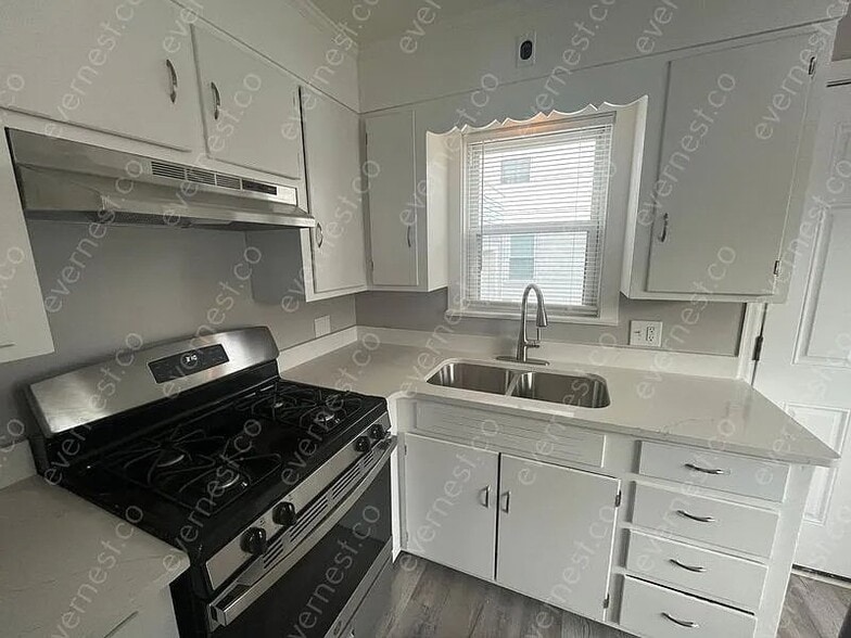 Building Photo - 934 Annabelle Dr