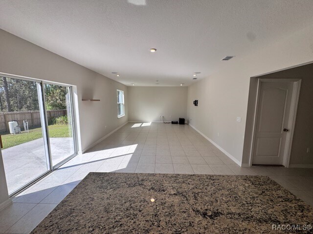 Building Photo - 11400 Chickadee Rd