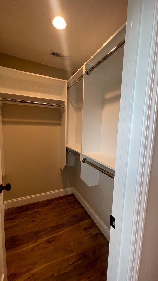 Building Photo - Cosby 2/2 Brand New Duplex