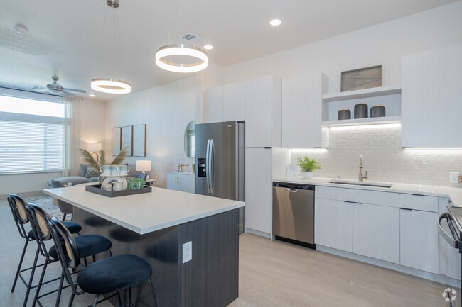 Interior Photo - Zeta