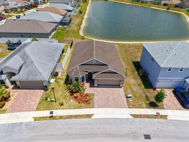 Building Photo - 408 Seafoam Cir