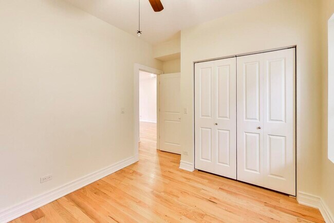 Building Photo - 1640 W Fargo Ave