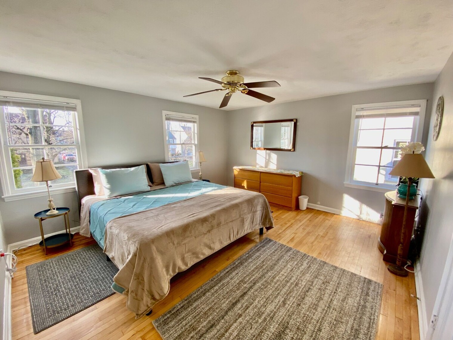 Building Photo - 2336 Canterbury Rd