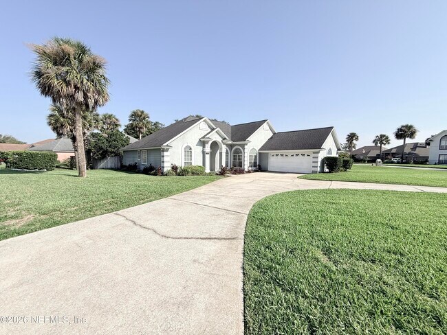 Building Photo - 11411 Kingsley Manor Way