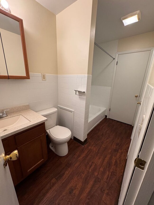 Building Photo - 311 Ventura Dr