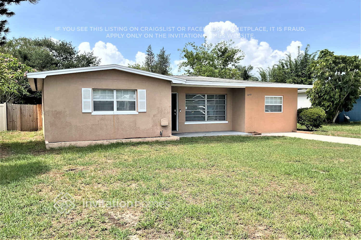 Building Photo - 10771 63rd Ave N