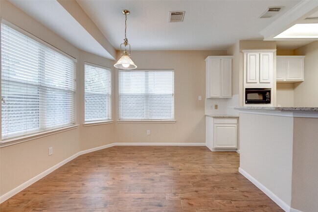 Building Photo - 22415 Rue Canyon Ct