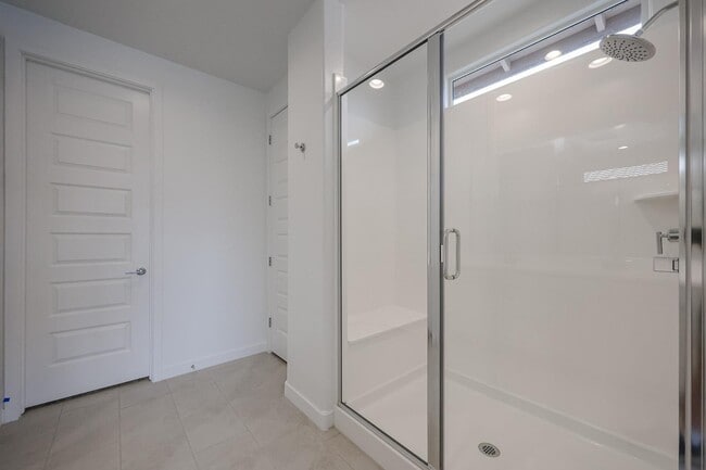 Building Photo - 7814 W Hide Trl