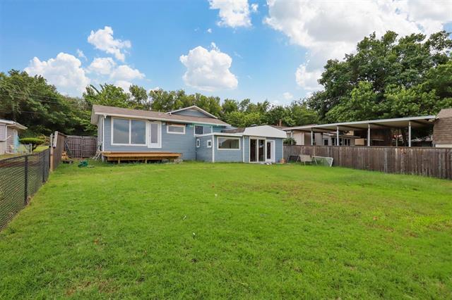 Building Photo - 8048 Woodvale Rd