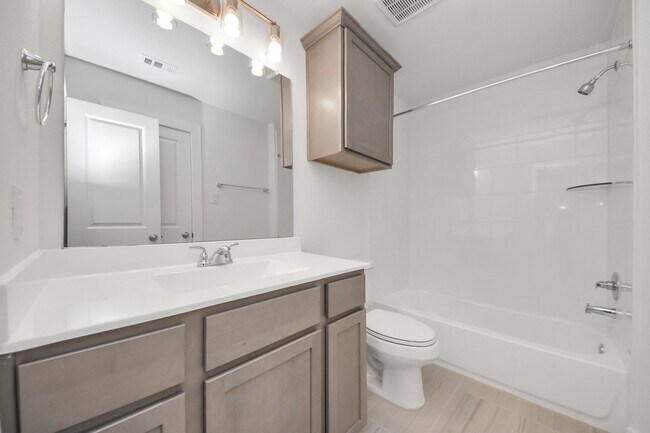 Building Photo - 1642 Portia Ln