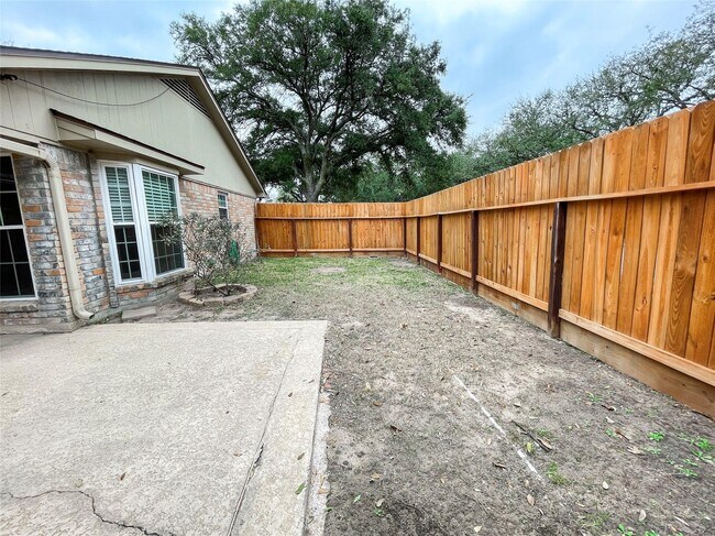 Building Photo - 21603 Park Wind Ct