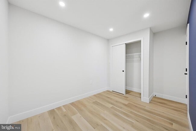 Building Photo - 4522 Baker St