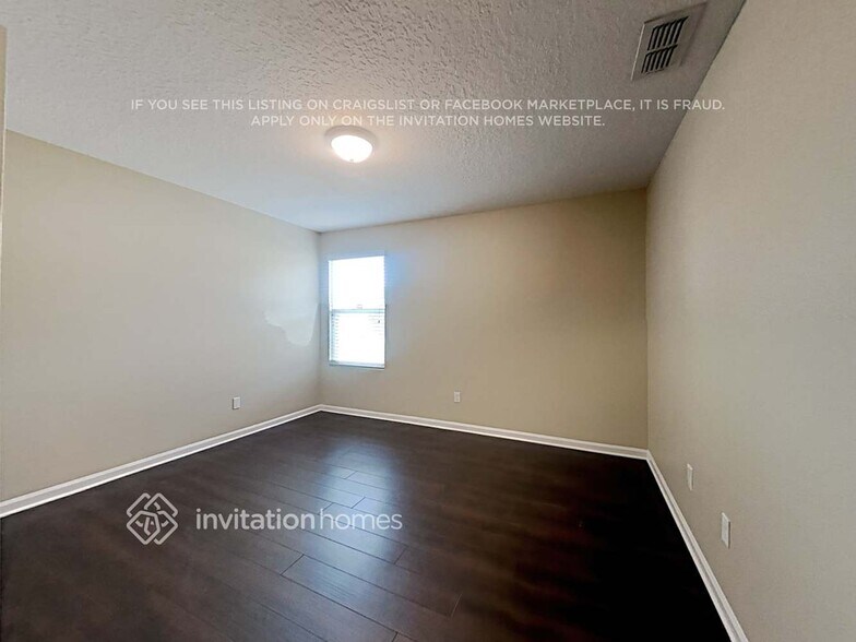 Building Photo - 577 Drysdale Dr