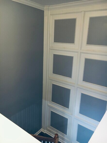 Building Photo - 2720 State St