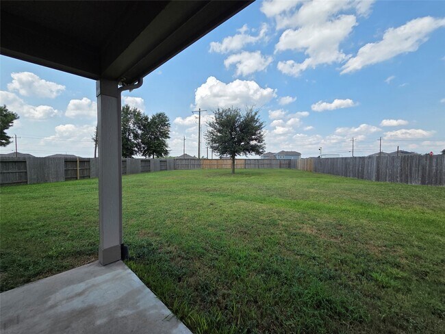 Building Photo - 25553 Kensington Lk Dr