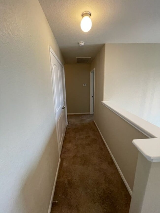 Building Photo - Spacious 3-Bedroom Home for Lease in Luckey Ranch off I-90 near Loop 1604